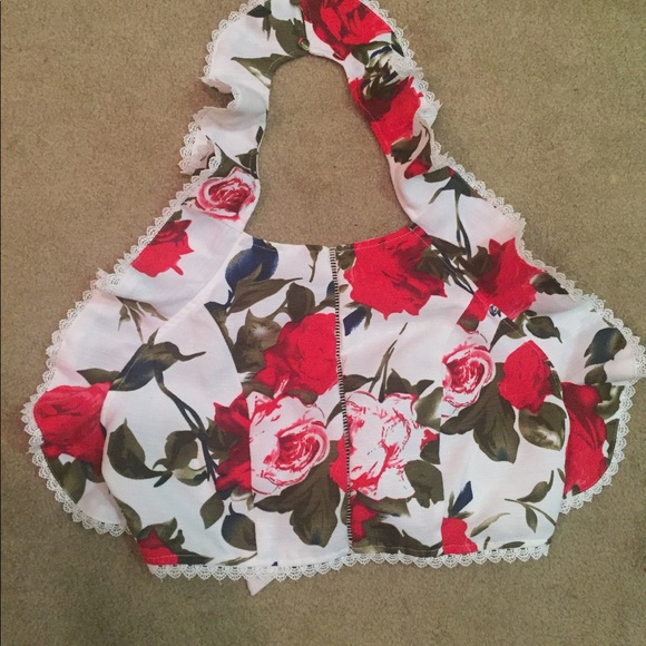 White floral ruffle trim crop top - Picture 4 of 8
